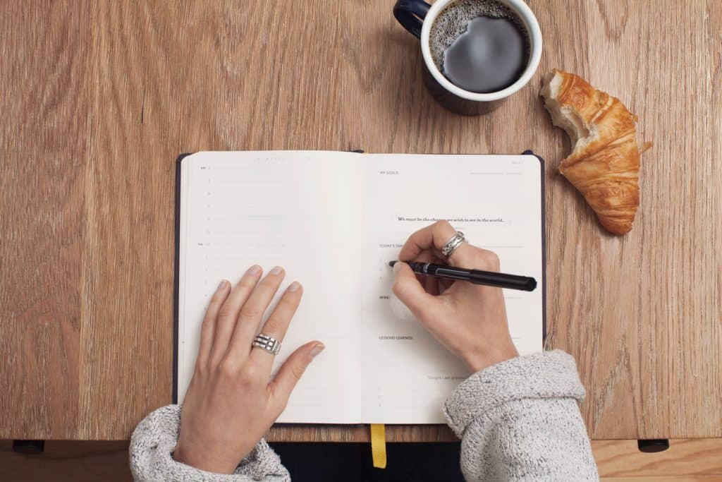 Courses to up your blogging game. Photo by Cathryn Lavery on Unsplash